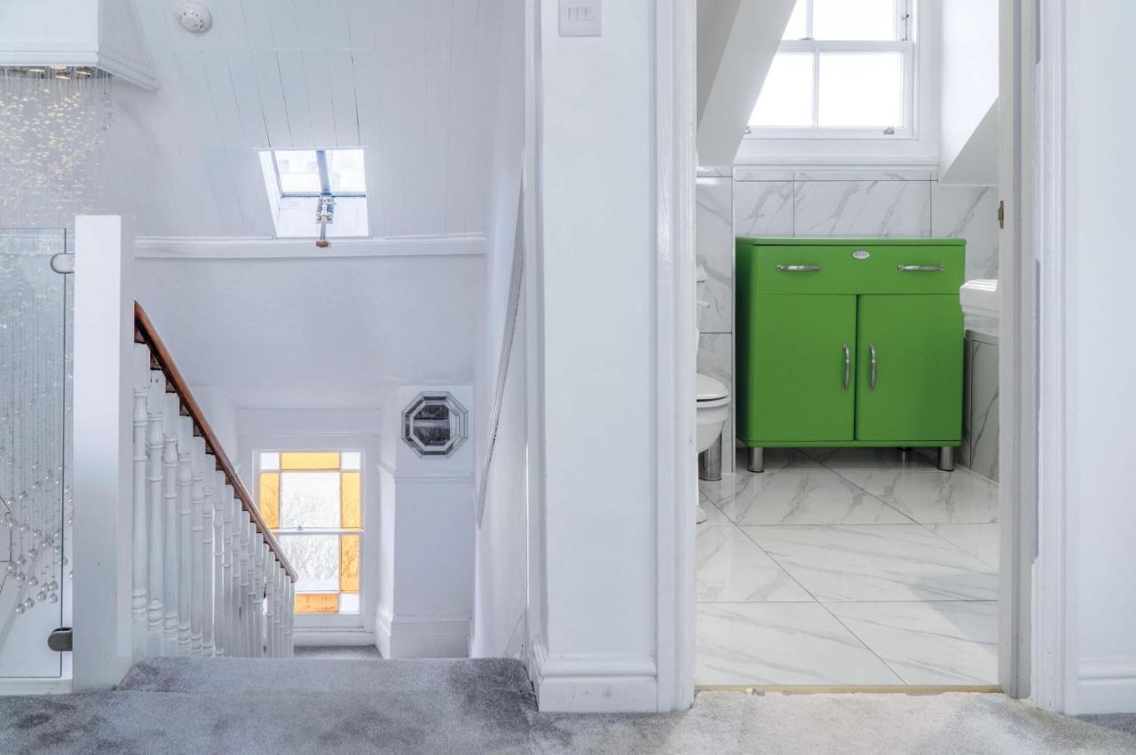 The Penthouse - Luxury 1 Bed - Panorama - Tenby Bagian luar foto