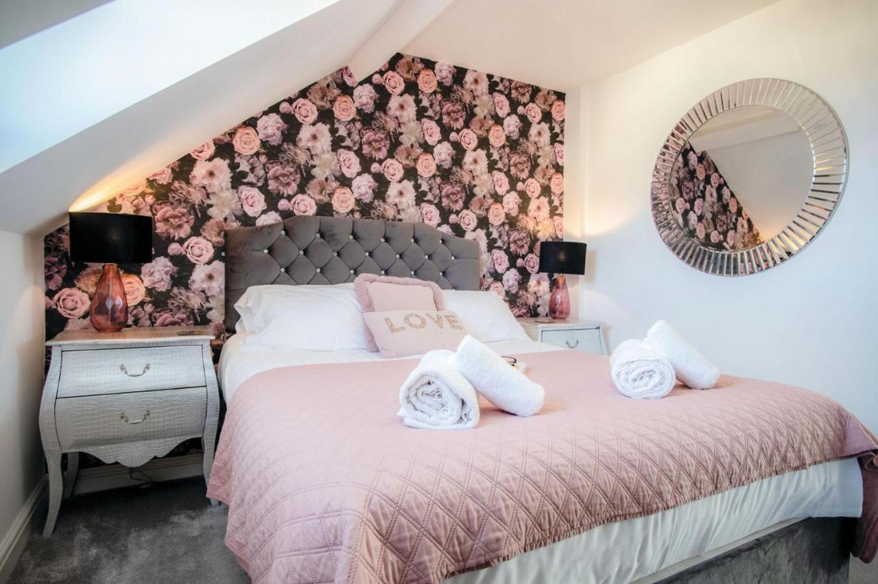 The Penthouse - Luxury 1 Bed - Panorama - Tenby Bagian luar foto