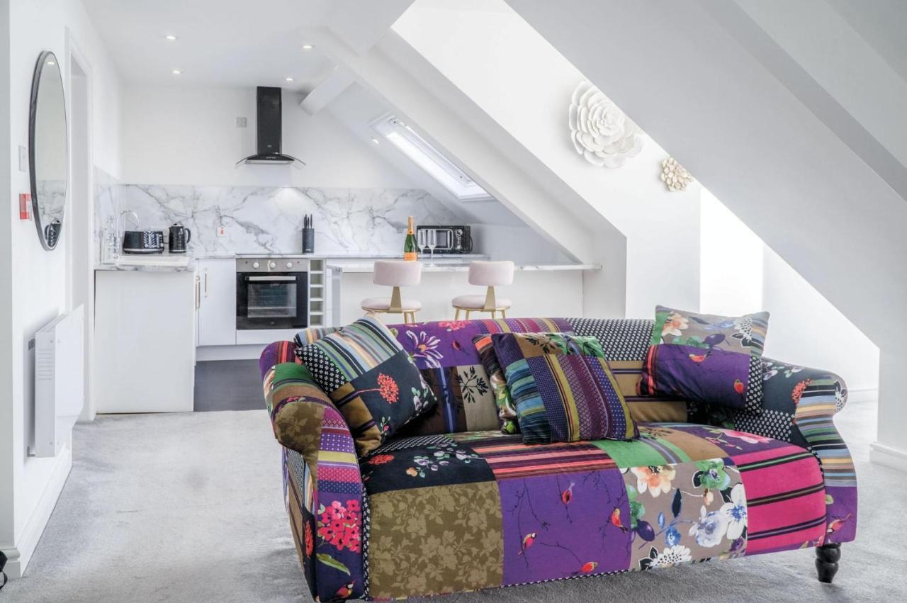 The Penthouse - Luxury 1 Bed - Panorama - Tenby Bagian luar foto
